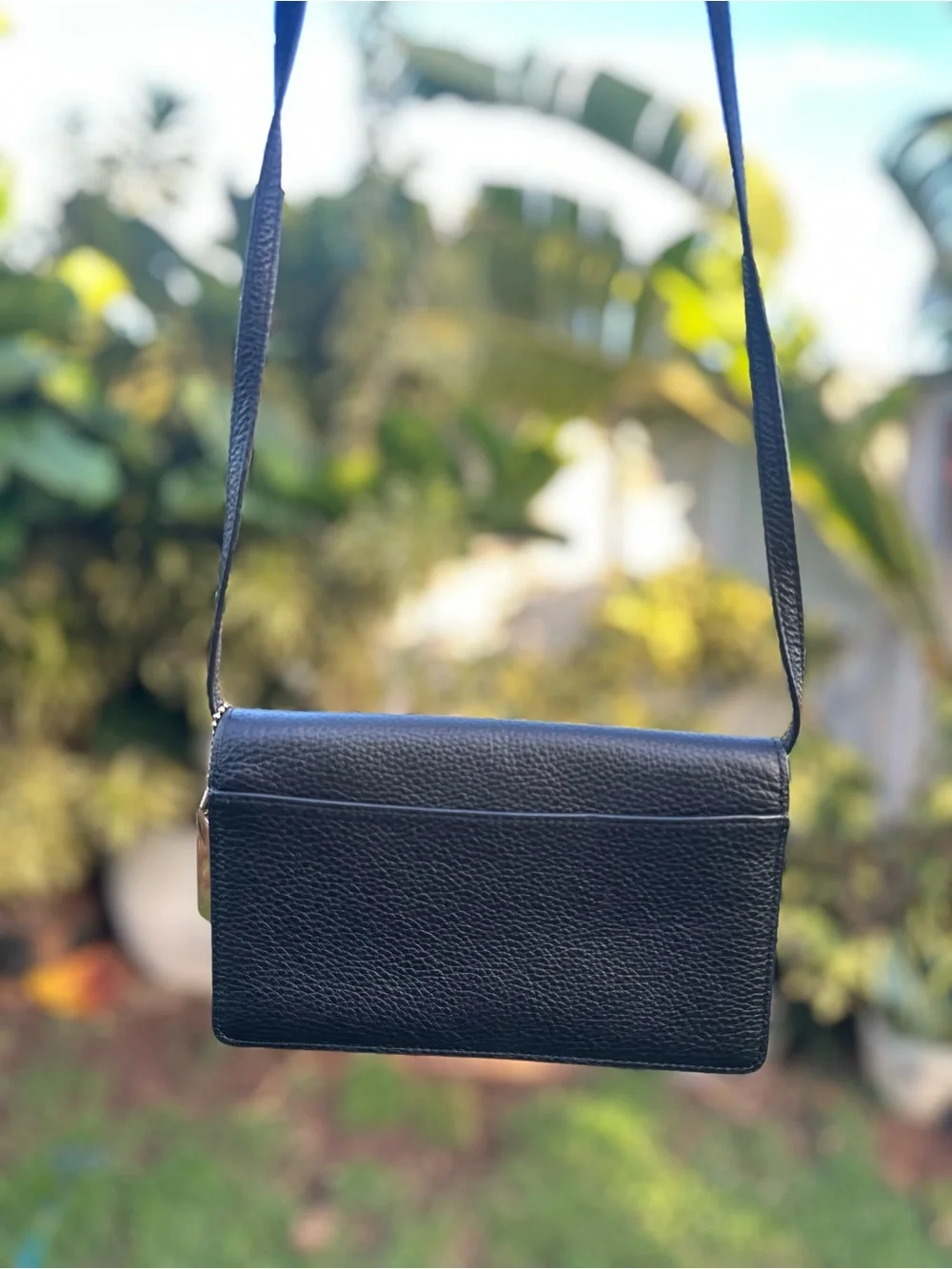 Coach sleek minimalist